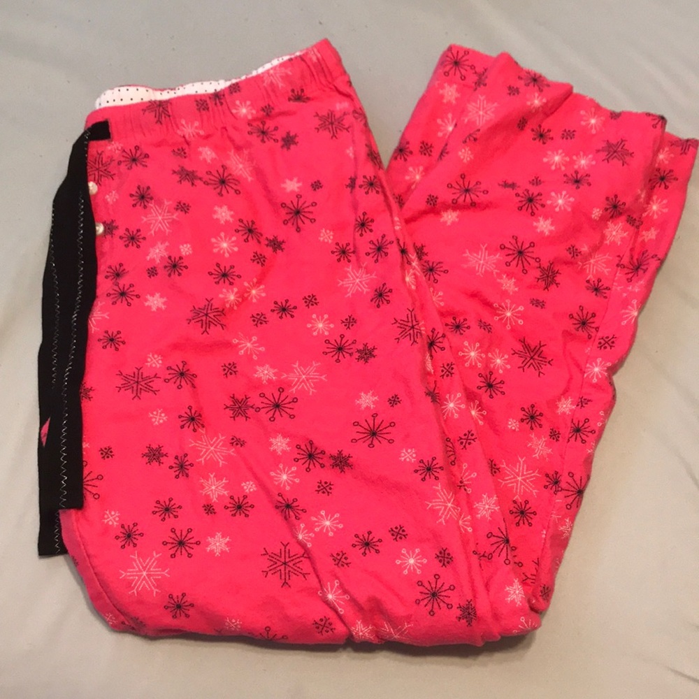Pink snowflake sleep pants
